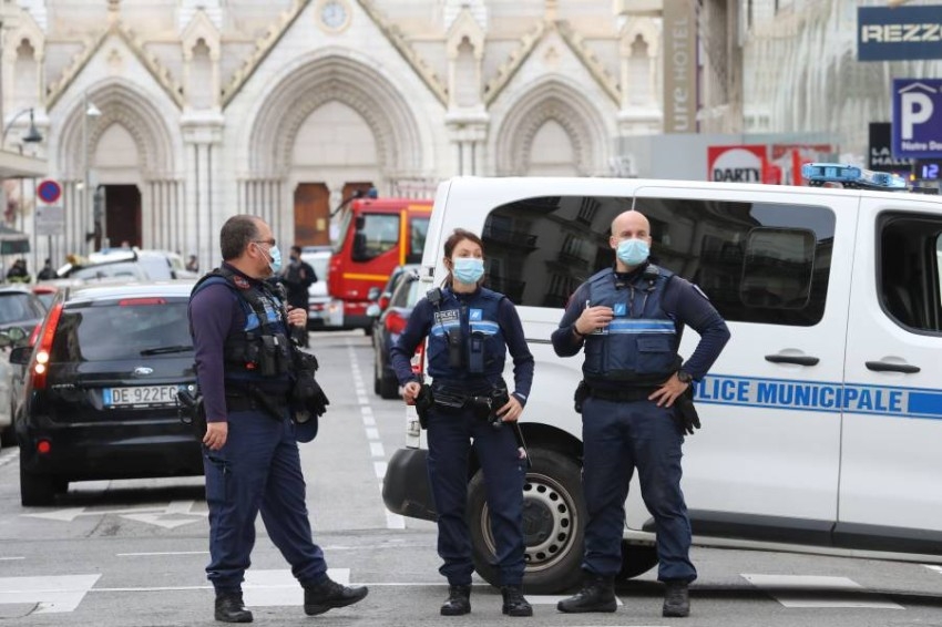 الكرملين بعد هجمات فرنسا: القتل خطأ لكن إهانة الأديان خطأ أيضاً