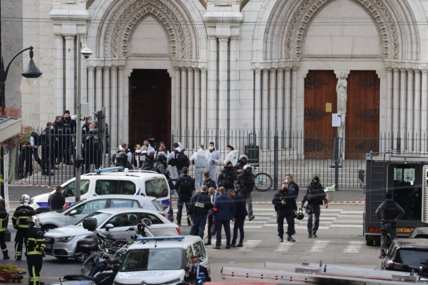 الكرملين بعد هجمات فرنسا: القتل خطأ لكن إهانة الأديان خطأ أيضاً