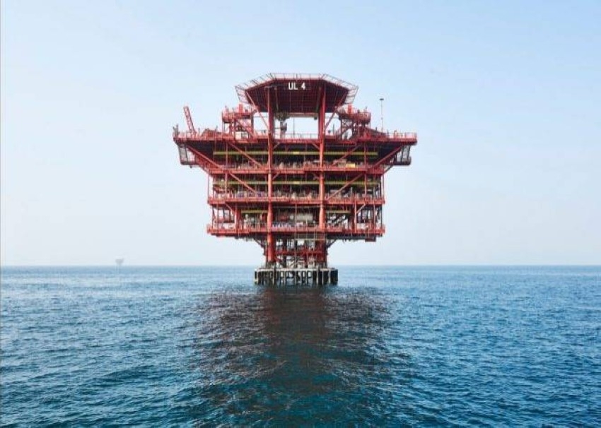 الإمارات تؤمّن ثلث واردات اليابان النفطية في سبتمبر