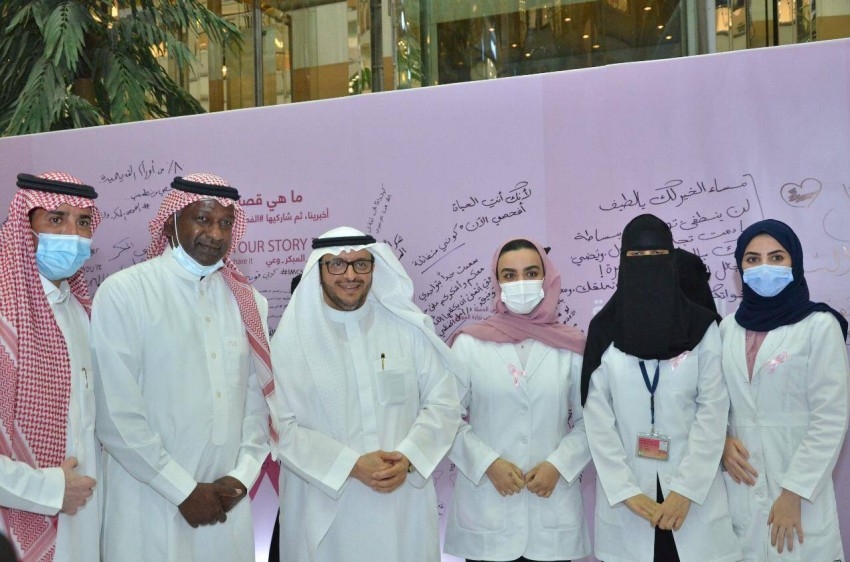 نجوم السعودية يشاركون في حملة للتوعية بسرطان الثدي