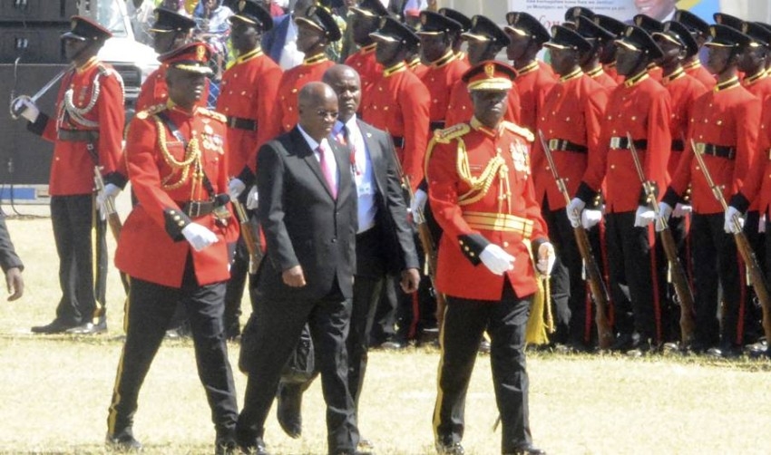 رئيس تنزانيا يؤدي اليمين الدستورية بعد انتخابات مضطربة