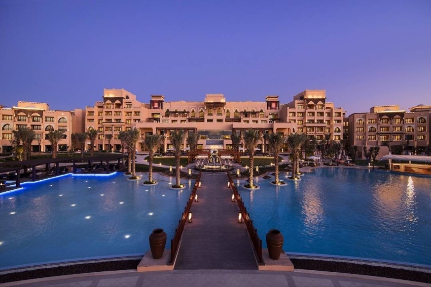 حجوزات الأعمال والمواطنين ترفع إشغال الفنادق في الإمارات إلى 70%