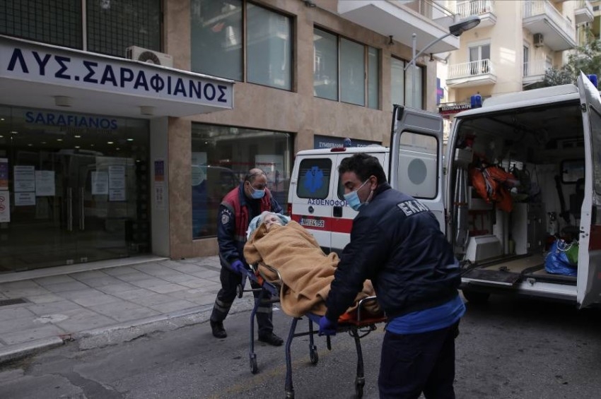 عدد وفيات كورونا في اليونان يقفز إلى مستوى يومي قياسي