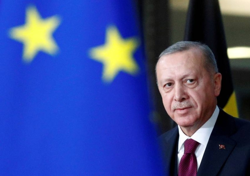 أردوغان يستبق العقوبات الأوروبية بـ«الكلام المعسول»