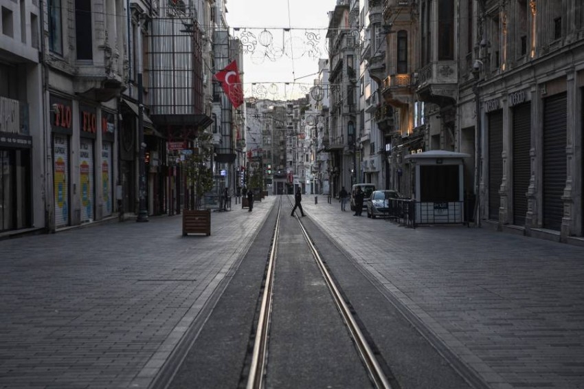 6 عوامل وراء اقتراب السياحة التركية من الانهيار