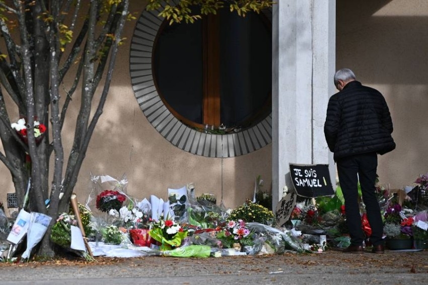 التحقيق مع 4 طلبة آخرين حول ذبح المدرس الفرنسي صمويل باتي
