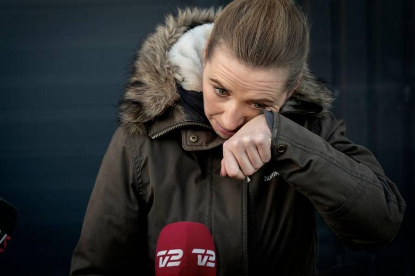 رئيسة وزراء الدنمارك تعتذر بالدموع عن إعدام «المنك»