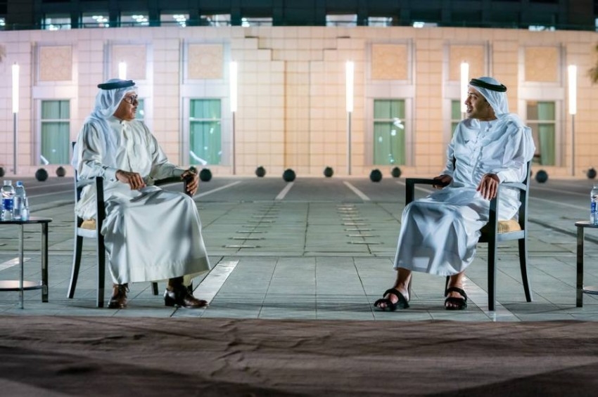 عبدالله بن زايد يستقبل وزير خارجية البحرين