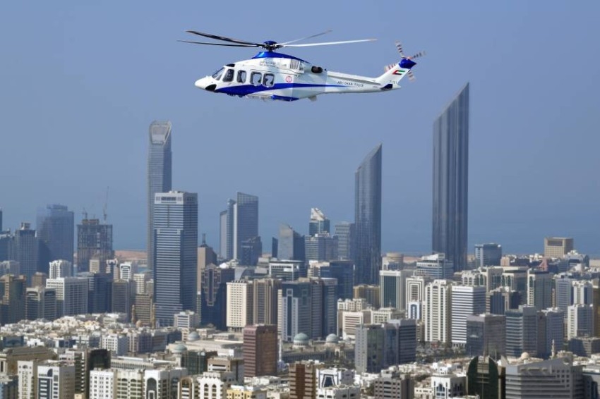 «طيران شرطة أبوظبي» تنقل مصاباً بحادث إلى مدينة شخبوط الطبية