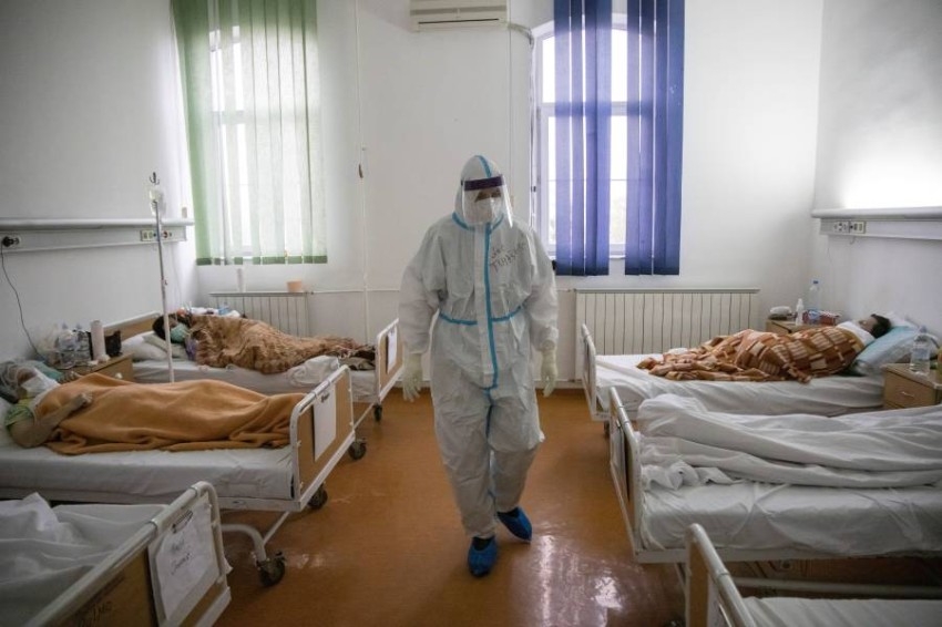 وباء كورونا يعيد أوروبا الشرقية لأيام الحرب العالمية الثانية بسبب نقص الأطباء والممرضين