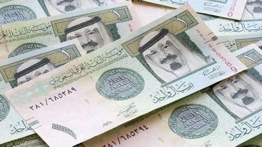 الريال السعودي يستقر في البنوك الحكومية .. ويرتفع قرشين في "Cib"