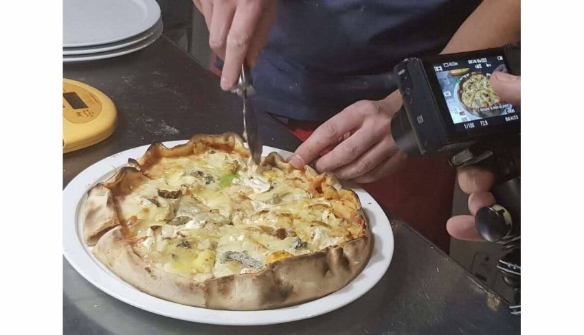 بيتزا فرنسية تدخل غينيس بـ254 نوعاً من الجبن