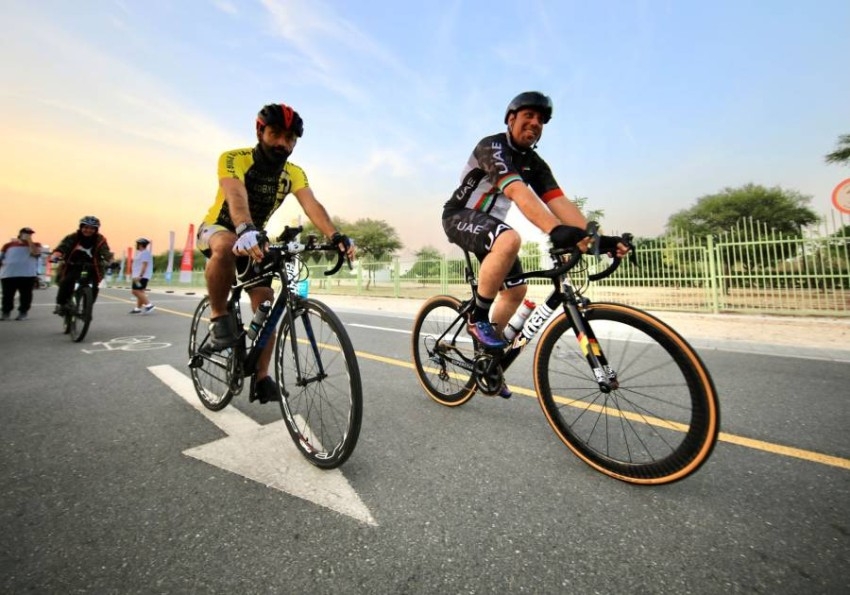 مضامير الدراجات الهوائية في دبي تستقطب رواد «سوشيال ميديا»