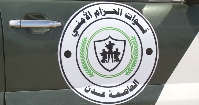 بالفيديو.. ترتيبات أمنية في عدن تمهيداً لاستقبال الحكومة الجديدة