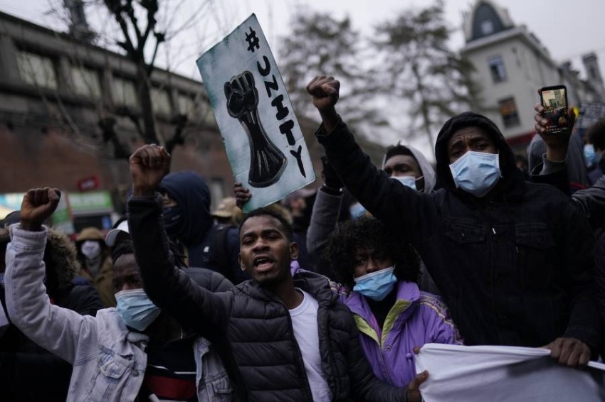 بلجيكا: اعتقال 100 شخص خلال احتجاج على وفاة شاب في قسم شرطة