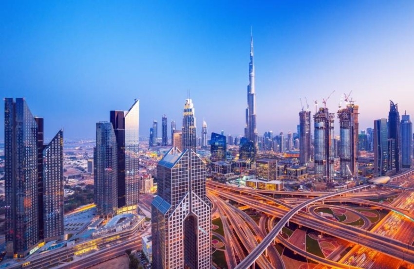 بيانات نشاط القطاعات الاقتصادية الإماراتية تعزز إدامة النمو خلال 2021