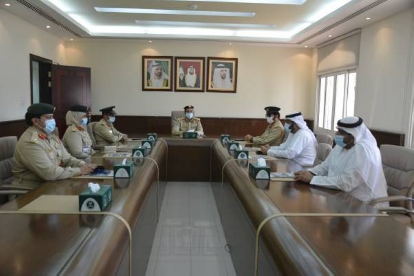 أكاديمية شرطة دبي تناقش أثر برامج التدريب في الطلبة المرشحين