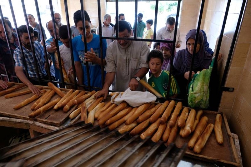ليبيا.. ارتفاع أسعار الدقيق والخبز يثير المخاوف من «ثورة جياع»