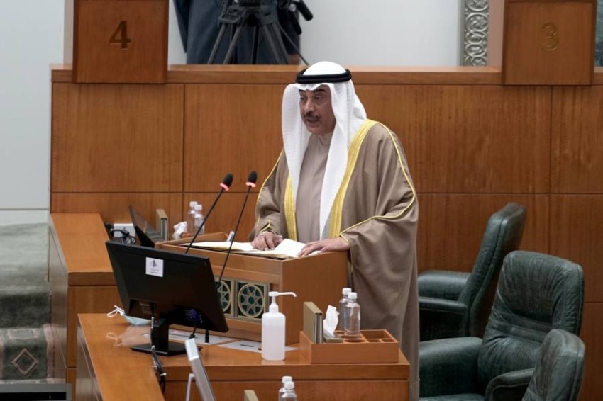 أمير الكويت يقبل استقالة الحكومة مع استمرارها في تصريف الأعمال