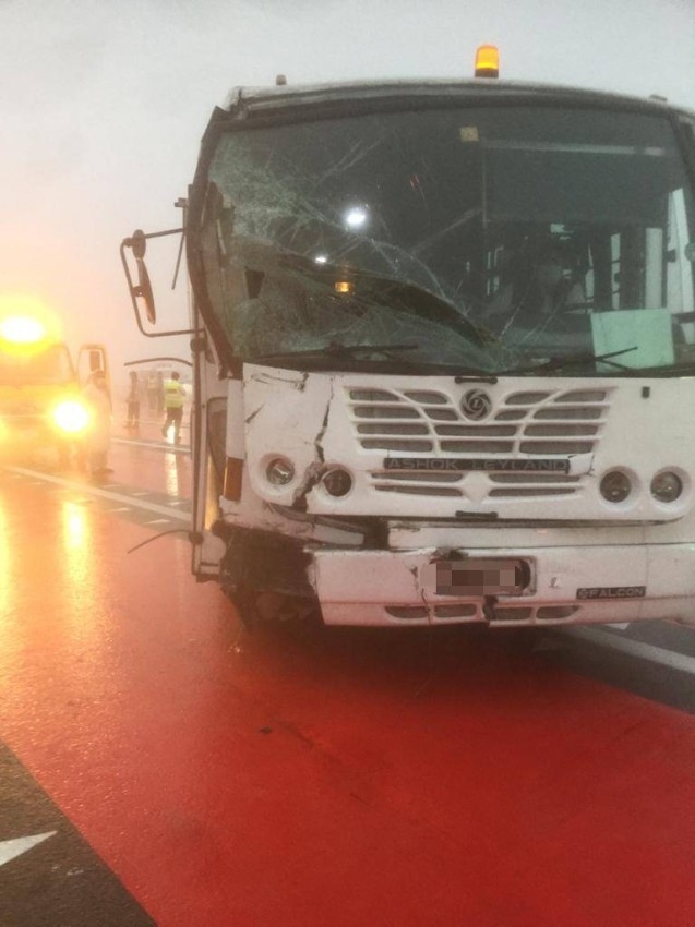 وفاة شخص وإصابة 8 آخرين في حادث تصادم 19 مركبة في أبوظبي