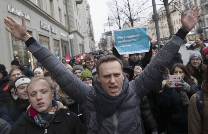 حركة احتجاج نافالني وقلق بوتين.. القصة كاملة