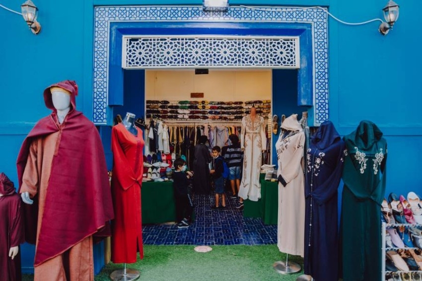 عبق المغرب وتقاليده في «مهرجان الشيخ زايد»