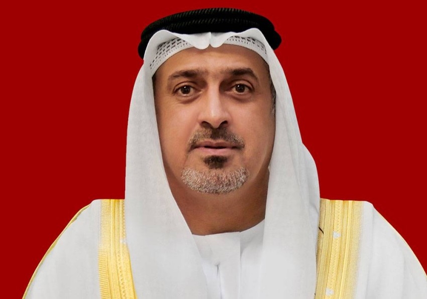 سلطان بن خليفة يزور مبنى الطيران الخاص في «مشروع محمد بن راشد للطيران»