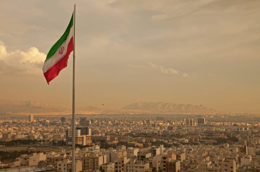 اعتقال إيراني أمريكي متهم بالتجسس لدى محاولته مغادرة إيران
