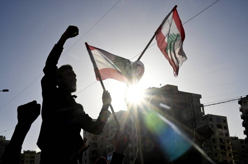 القادم أسوأ.. تقرير لـ«مجموعة الأزمات» يرسم صورة قاتمة لمستقبل لبنان