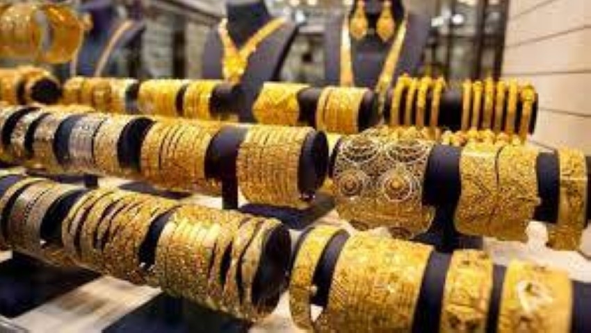 أسعار غرام الذهب فى البلاد العربية تفتتح الأسبوع على تراجع طفيف