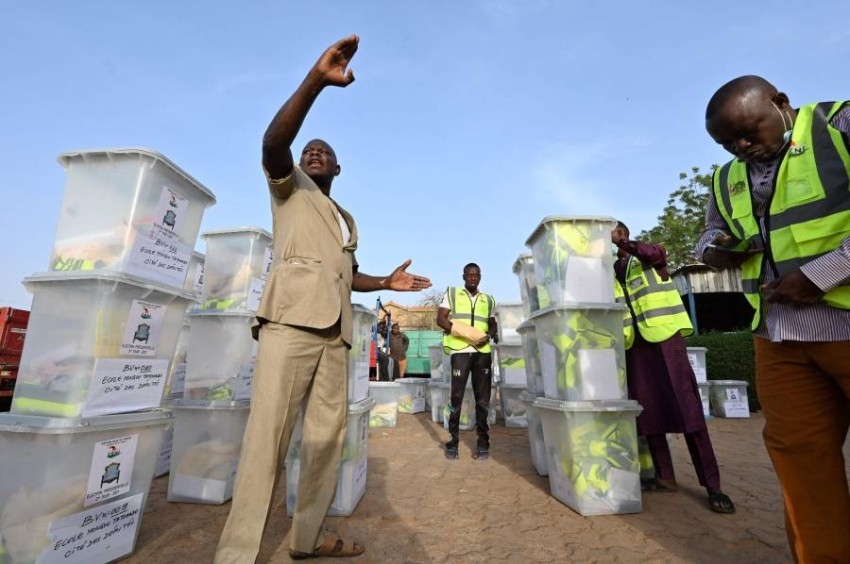 النيجر.. انتخابات رئاسية وسط إرهاب وأزمات غذائية وعدم استقرار سياسي
