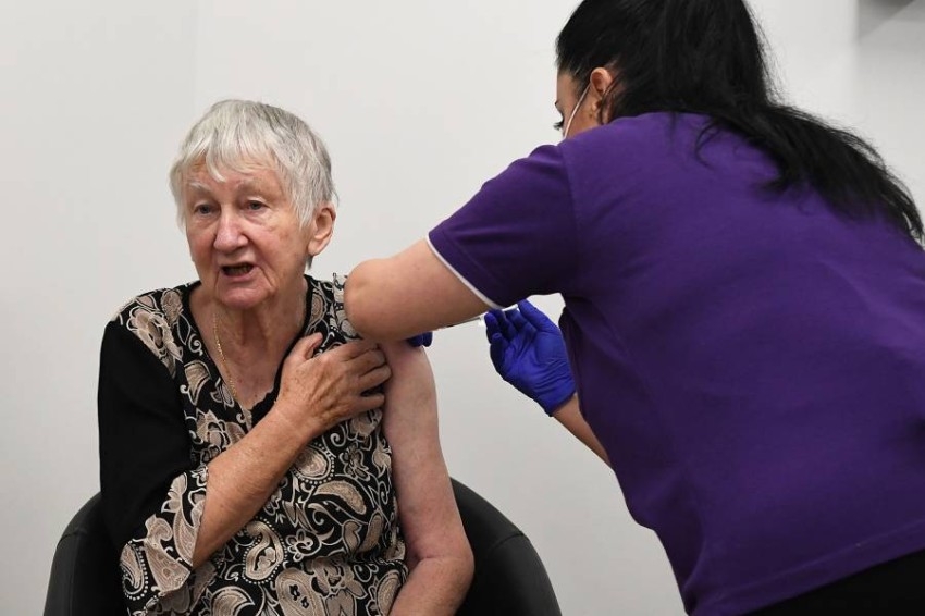 ماليزيا تطلق برنامج التطعيم ضد فيروس كورونا