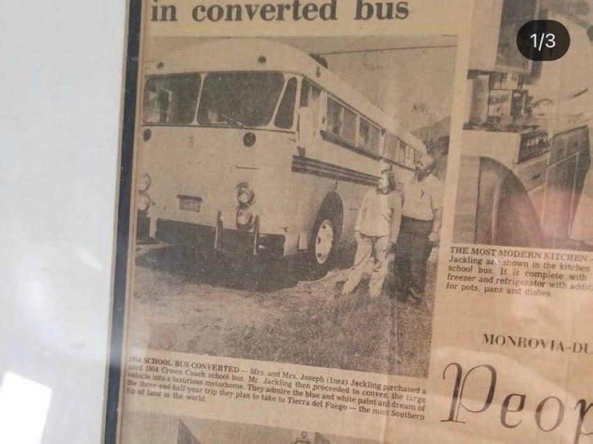 كندي يعيد رحلات جده بحافلة عمرها 67 عاماً