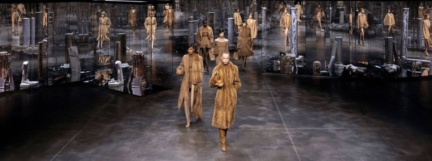 مجموعة فيندي للأزياء الجاهزة لشتاء 2021.. تصاميم تناسب كل النساء