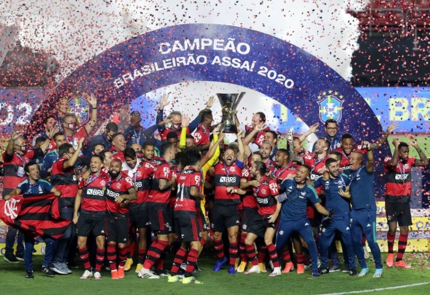 فلامنجو يحرز لقب الدوري البرازيلي رغم خسارته أمام ساو باولو