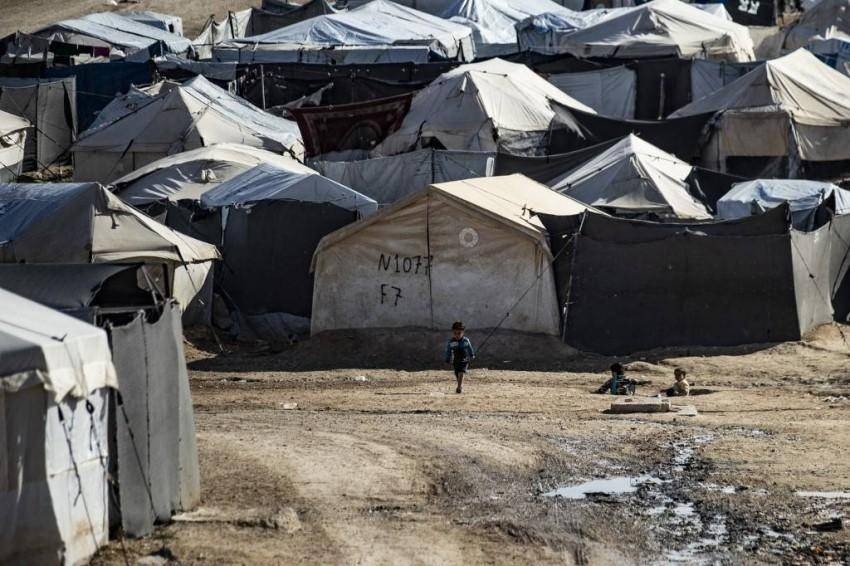 مقتل 3 أطفال في حريق بمخيم سوري لعائلات داعش