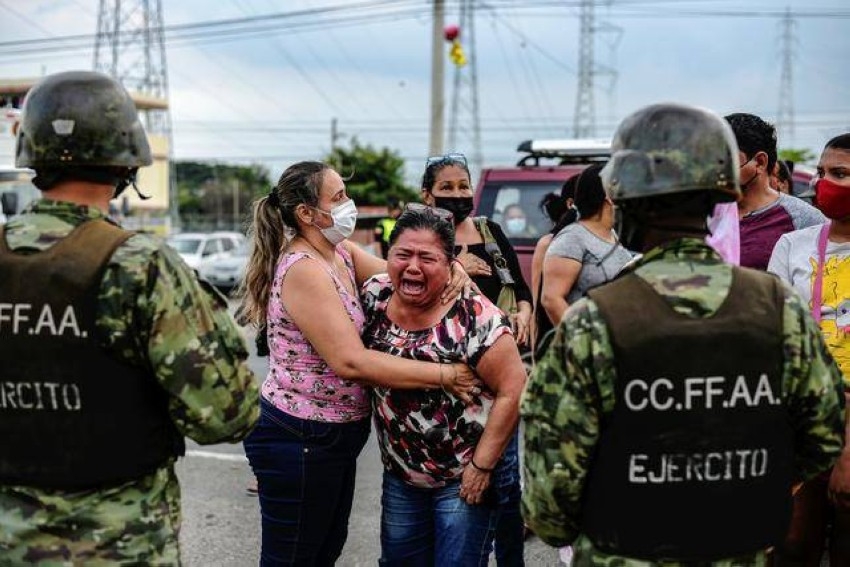 استقالة وزير الداخلية في الإكوادور على خلفية مقتل 79 سجيناً