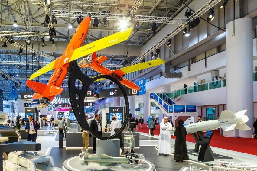«دبي للطيران 2021» يستقطب الشركات الناشئة في صناعة الطيران والدفاع