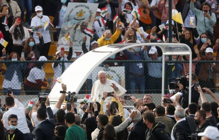 آلاف المواطنين يشاركون في قداس لبابا الفاتيكان في كردستان العراق