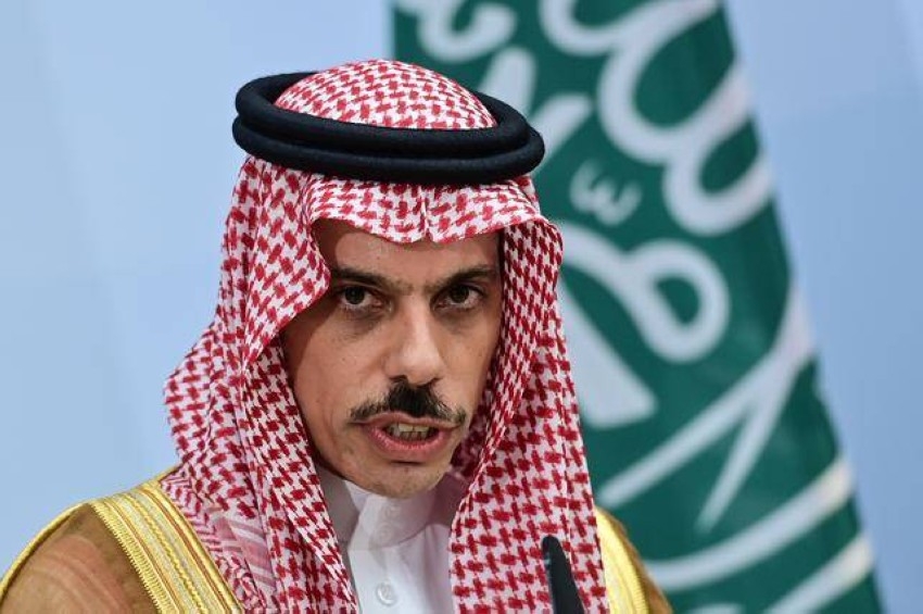 وزير الخارجية السعودي: سنتخذ إجراءات رادعة لحماية منشآتنا البترولية