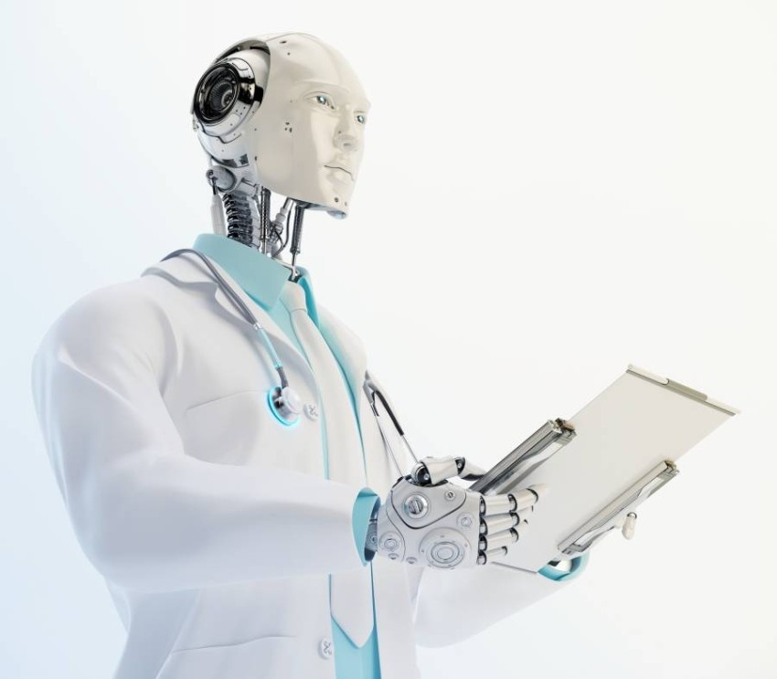 توظيف الروبوتات في العمليات الجراحية.. دقة استثنائية أم مخاوف مبررة؟