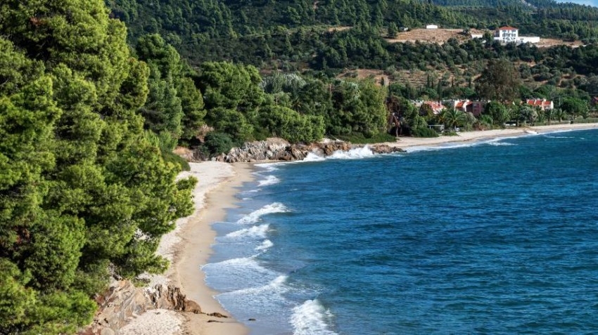 4 جزر يونانية تتنفس جمالاً لا تفوّت زيارتها