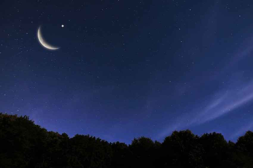 مركز الفلك الدولي: معظم الدول الإسلامية تتحرى هلال رمضان 12 أبريل