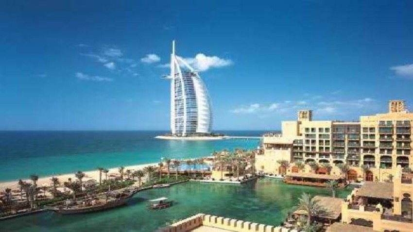 ارتفاع الطلب على الغرف الفندقية في دبي يضاعف أسعار الحجوزات