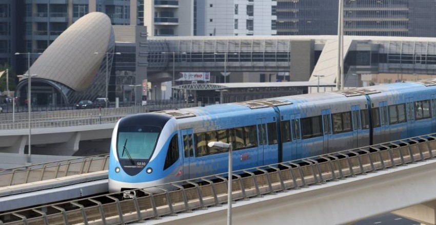 «طرق دبي» تنجز 74% من تطوير 3 محطات مترو على الخط الأحمر