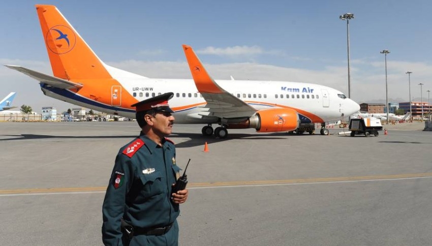طائرة وفد باكستاني تعود قبيل هبوطها بأفغانستان بسبب متفجرات