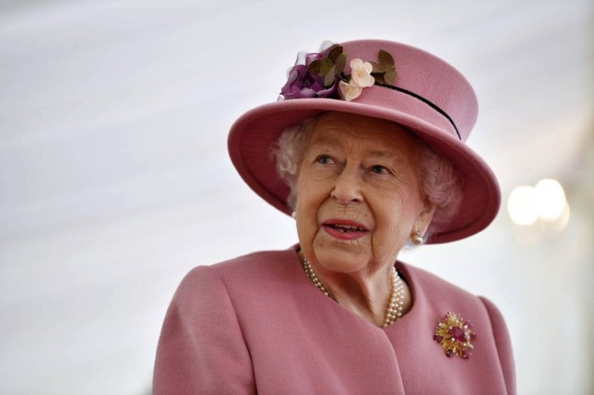 الملكة إليزابيث الثانية تشعر «بفراغ كبير» بعد وفاة الأمير فيليب