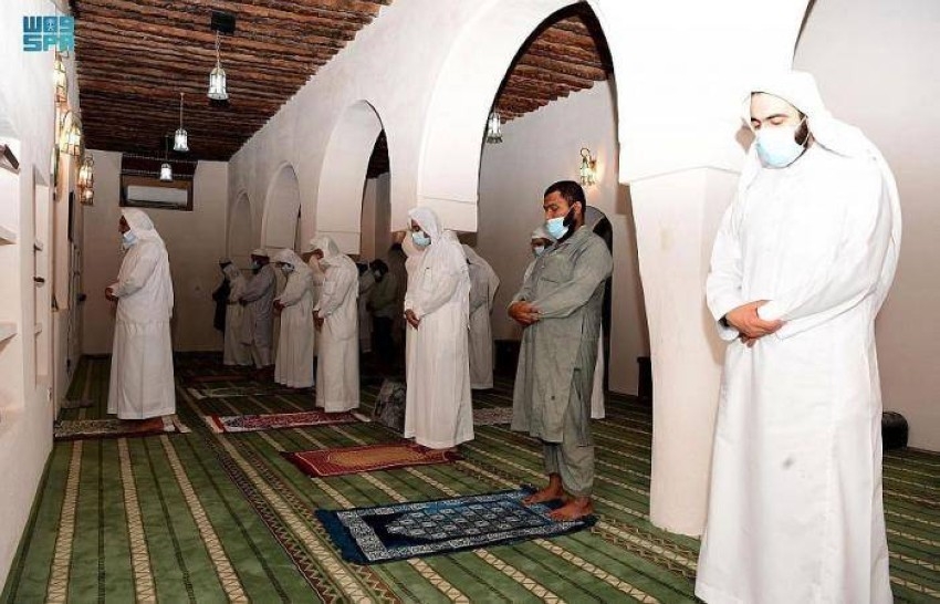 عودة الصلاة في مسجد عمره 300 عام بالسعودية