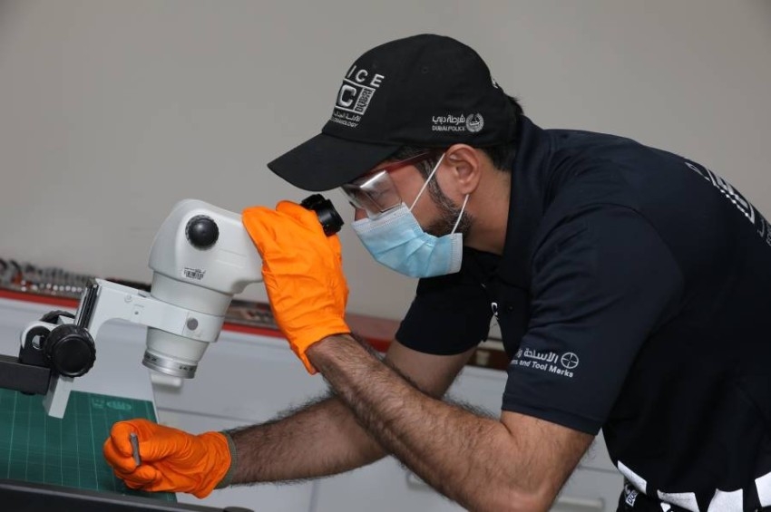 شرطة دبي تثبت «علمياً» استخدام أدوات حادة في جريمة قتل