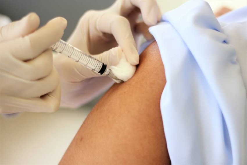 دبي تفتح باب التطعيم ضد كوفيد-19 للمرضعات والمُقبلات على الحمل